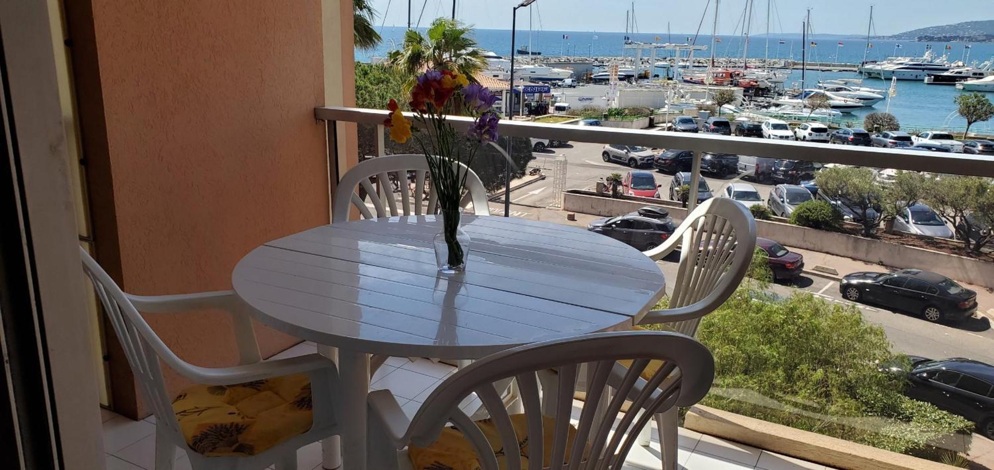 Le Capitole Vue 27m2 2 Adultes 2 Enfants Avec Climatisation Et Garage